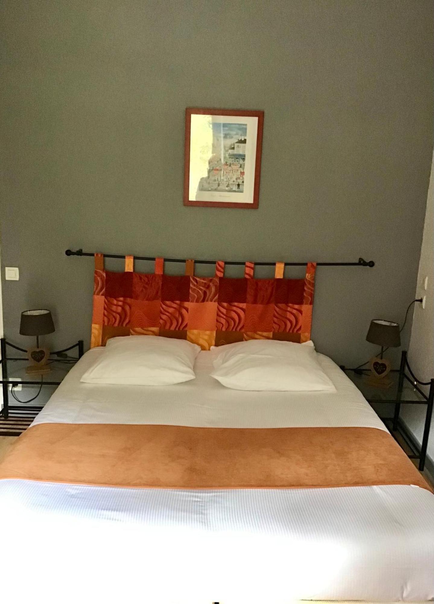 Hotel Le Rivalet Montaigut-le-Blanc  Esterno foto