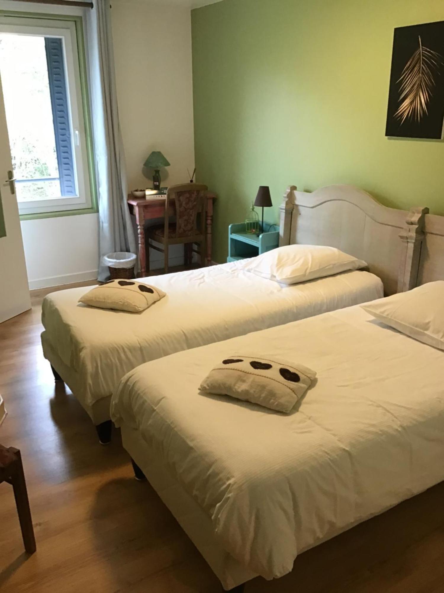 Hotel Le Rivalet Montaigut-le-Blanc  Esterno foto