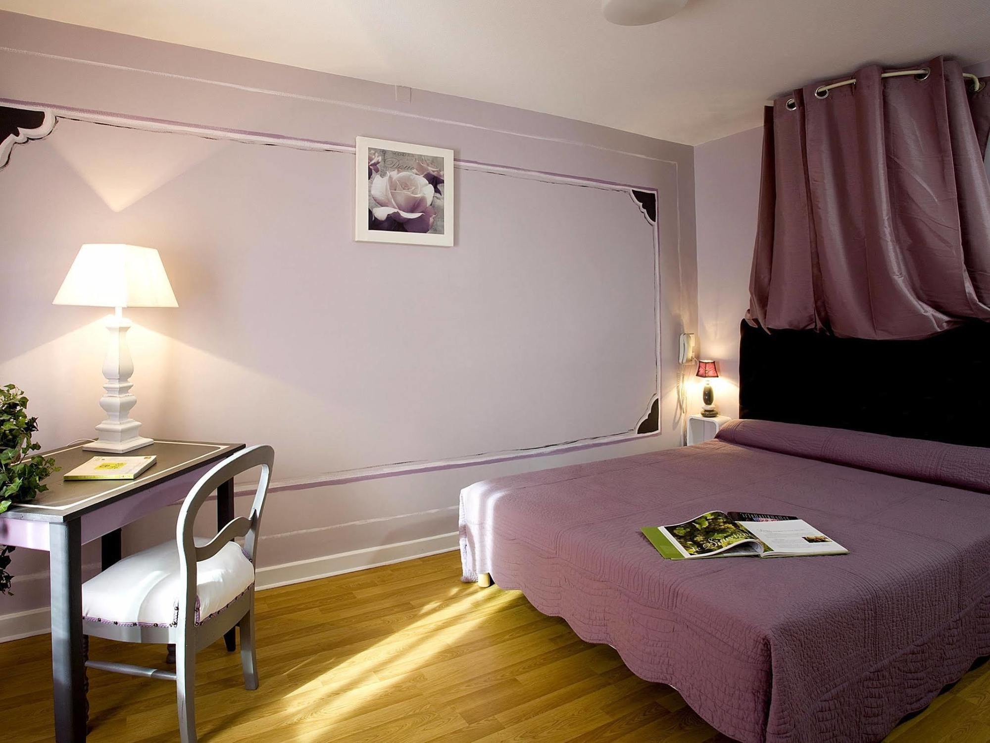 Hotel Le Rivalet Montaigut-le-Blanc  Esterno foto